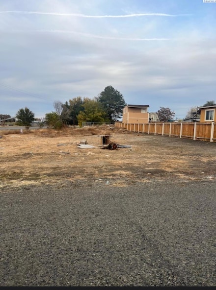 418 Rose St, Mabton, WA 98935