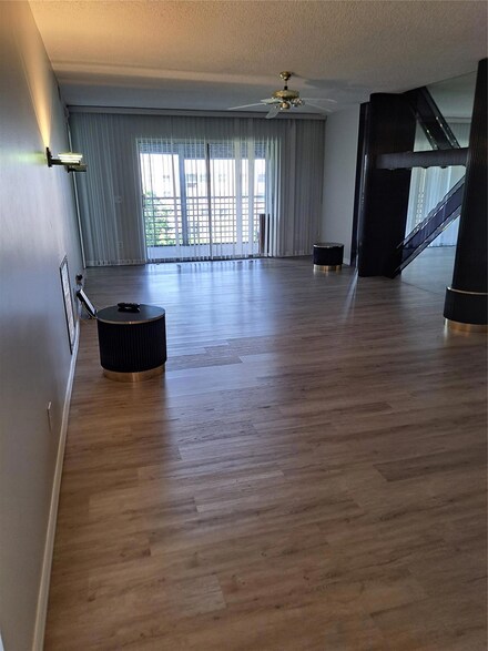 10315 NW 24th Place Unit 407, Sunrise, FL 33322
