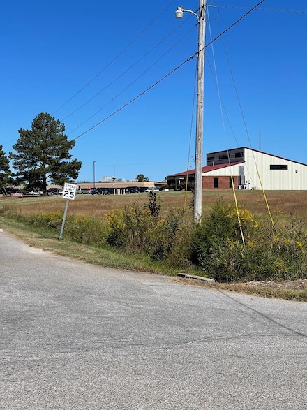 0 R B Wilson Dr, Huntingdon, TN 38344