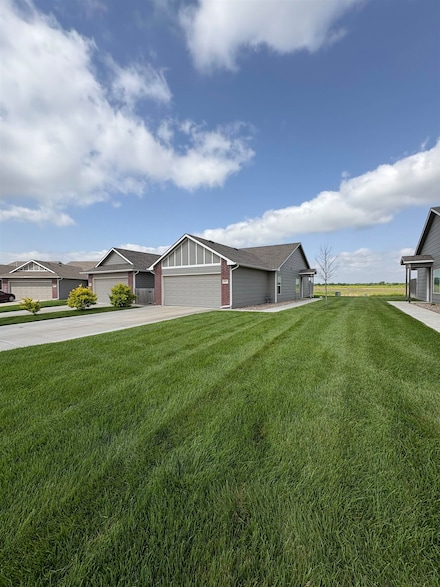 2805 W 55th Ct N, Wichita, KS 67204