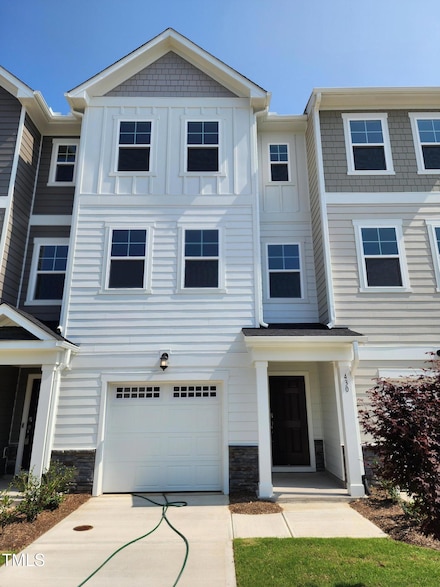 430 Deercroft Dr, Apex, NC 27539