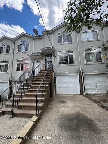 10 Montgomery Ave, Staten Island, NY 10301