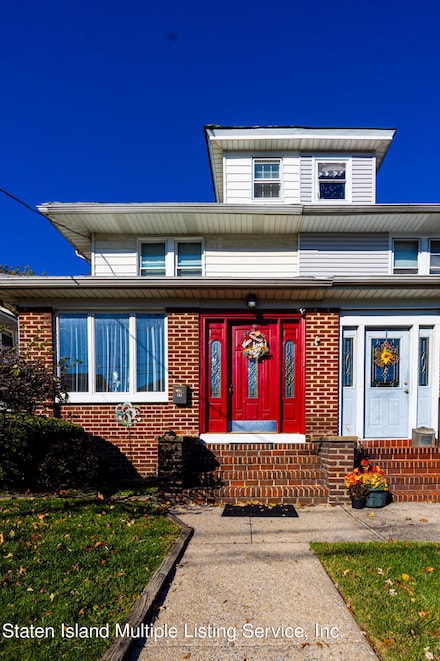 181 Harrison Place, Staten Island, NY 10310