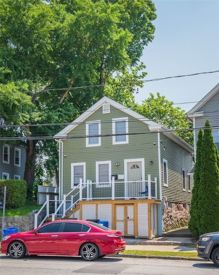33 Williams St, New London, CT 06320