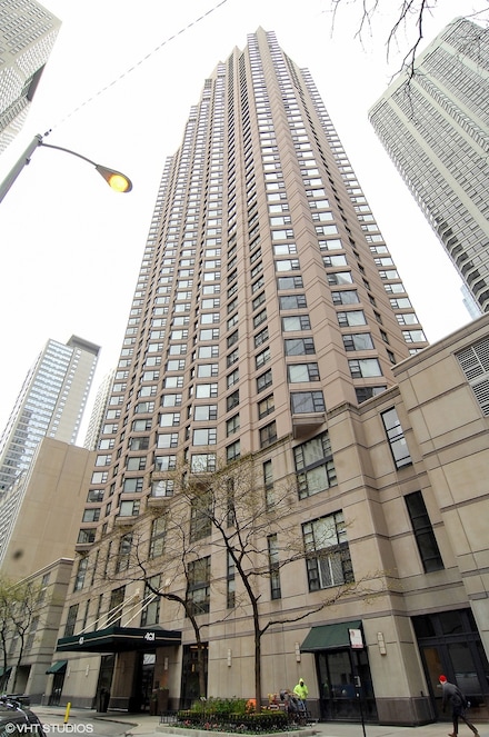 401 E Ontario St Unit 1802, Chicago, IL 60611