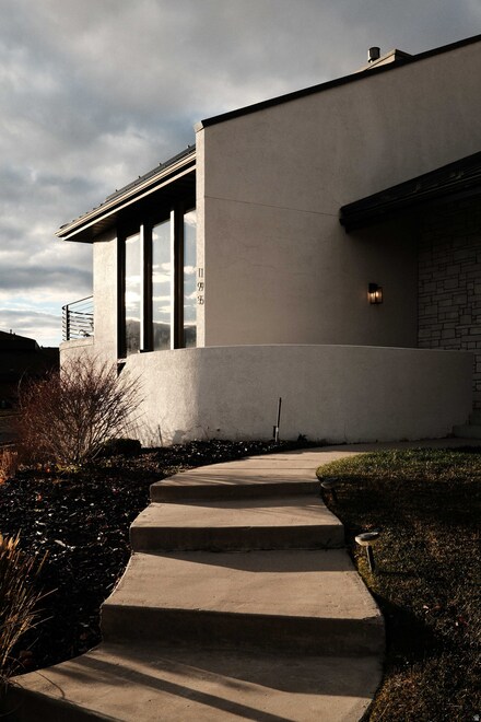 195 E North Sandrun Rd, Salt Lake City, UT 84103