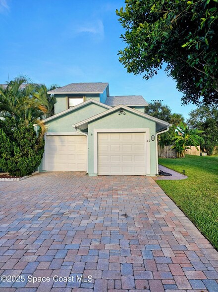 43 Anchor Dr, Indian Harbour Beach, FL 32937