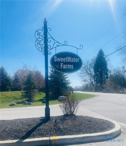 9509 Sweetwater Ln, Sylvania, OH 43560