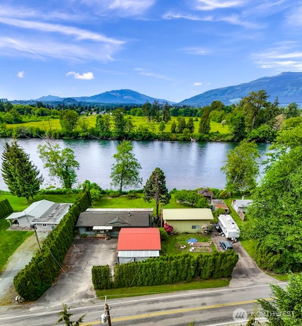 24423 S Skagit Hwy, Sedro-Woolley, WA 98284