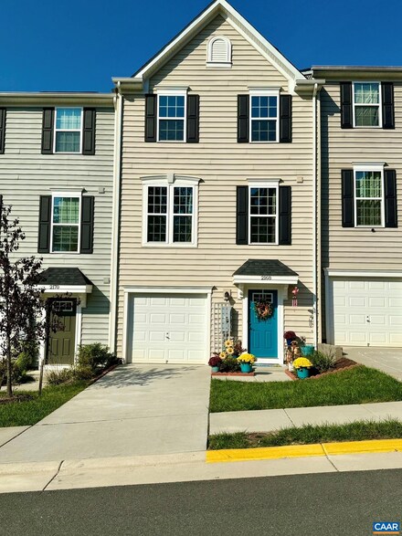 2168 Elm Tree Ct, Charlottesville, VA 22911