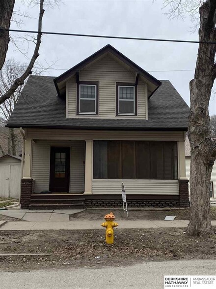 278 Benton St, Council Bluffs, IA 51503