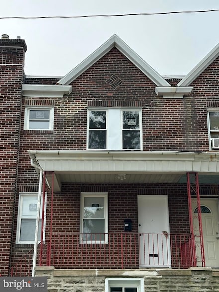 124 E Ruscomb St, Philadelphia, PA 19120