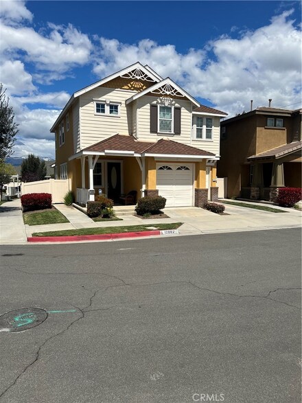 10882 Sinclare Cir, Loma Linda, CA 92354
