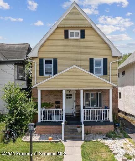 919 Wood St, Scranton, PA 18508