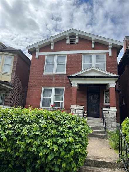 5848 Pershing Ave, Saint Louis, MO 63112