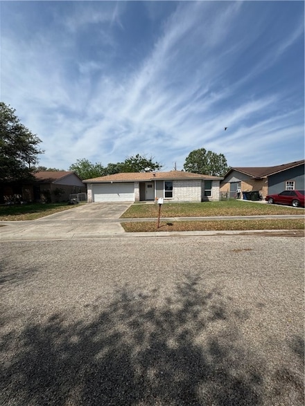 10514 Hemlock Rd, Corpus Christi, TX 78410
