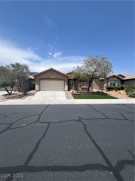 6092 Fox Creek Ave, Las Vegas, NV 89122