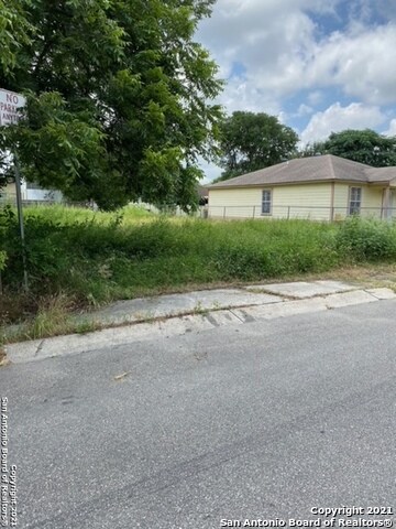 108 Faust Ave, San Antonio, TX 78237