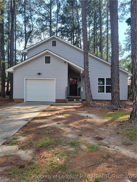 496 Tradewinds Dr, Fayetteville, NC 28314