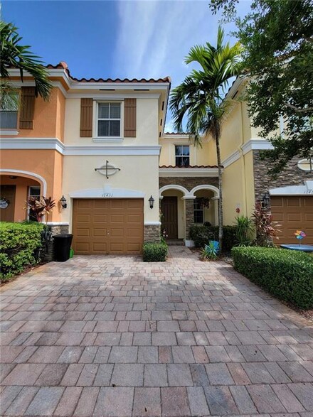 12431 Emerald Creek Manor Unit 12431, Davie, FL 33325