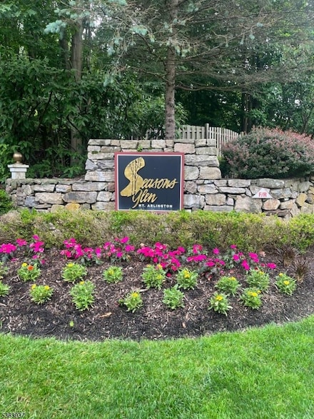 25 Maple Ln Unit 2701, Mount Arlington, NJ 07856