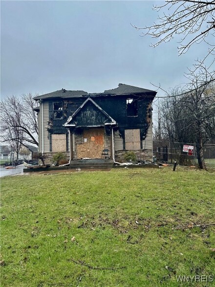 1149 Losson Rd, Buffalo, NY 14227