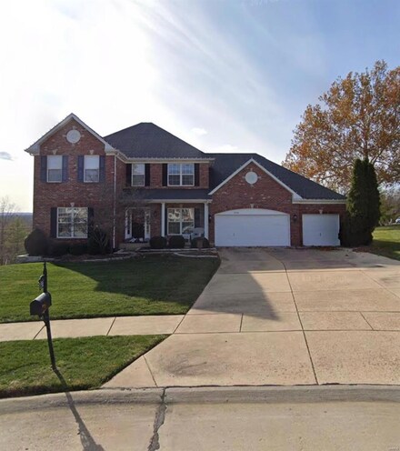 1738 Carman Ridge Ct, Ballwin, MO 63021