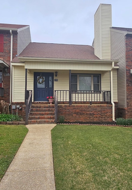220 Meadowcrest Dr, Florence, AL 35630
