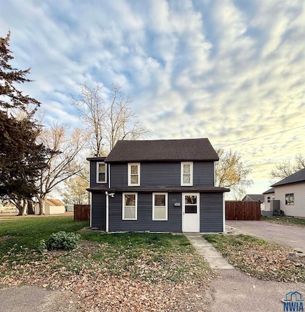 320 Webster St, Merrill, IA 51038