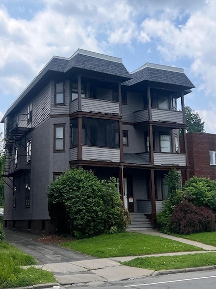 12 Main St, Johnson City, NY 13790