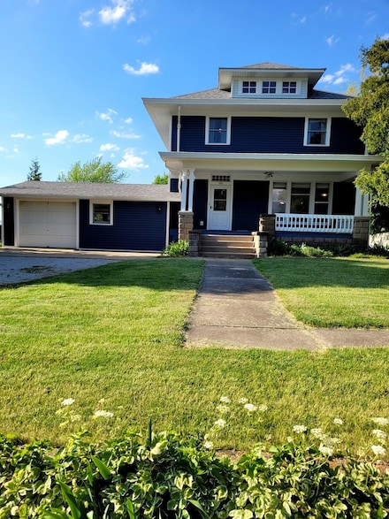 442 High St, Buda, IL 61314
