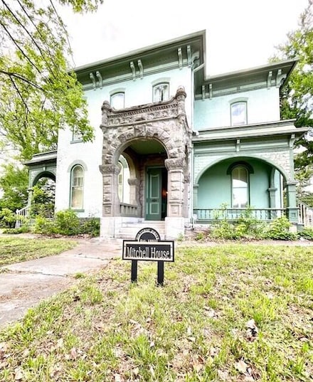 903 S Main St, Carthage, MO 64836