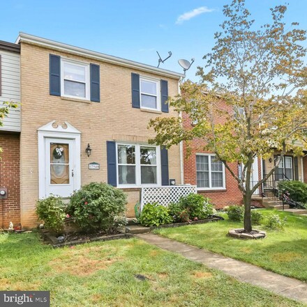 17940 Hickory Ln, Hagerstown, MD 21740