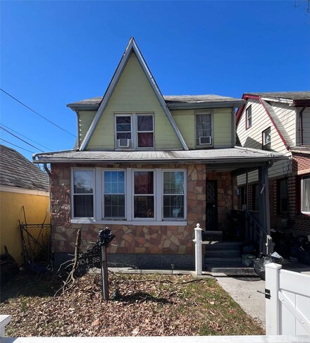104-38 202nd St, Jamaica, NY 11412