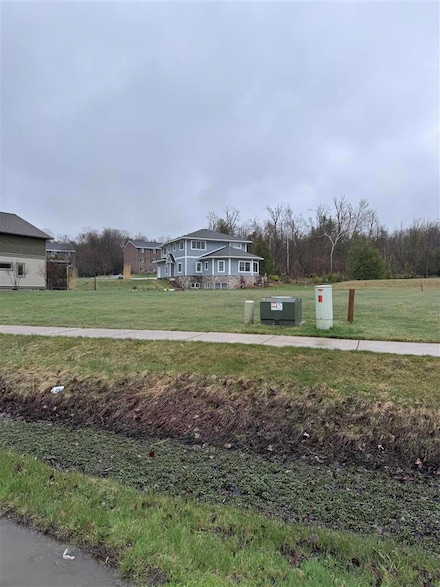 910 Arlington Ave, Petoskey, MI 49770