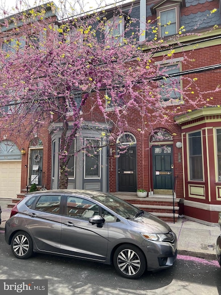2236 Fitzwater St, Philadelphia, PA 19146