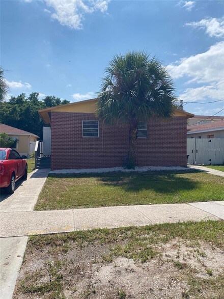 7840 Boca Ciega Dr, Saint Pete Beach, FL 33706