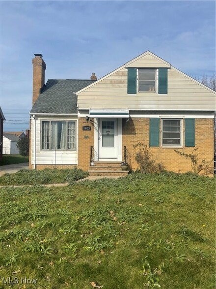 10925 Thornton Ave, Cleveland, OH 44125