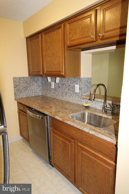 1806 Ravens Crest Dr Unit 1806, Plainsboro, NJ 08536