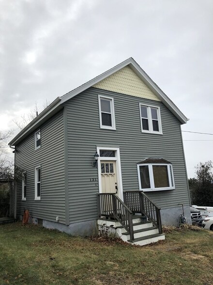 131 Jones St, Fall River, MA 02720