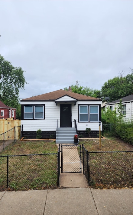 131 E 122nd St, Chicago, IL 60628