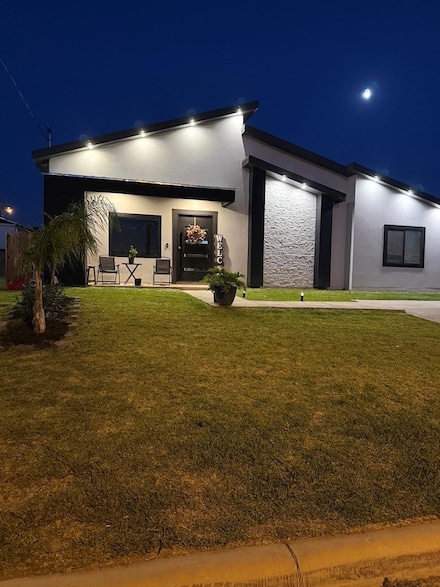 1042 Colon Ln, Eagle Pass, TX 78852