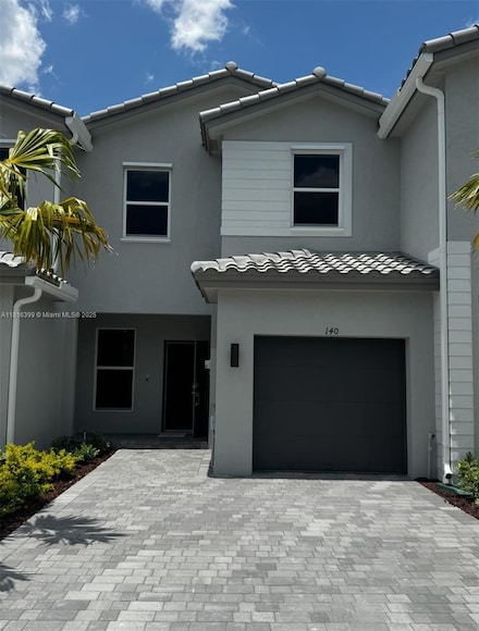 140 SW 184 Way, Pembroke Pines, FL 33029