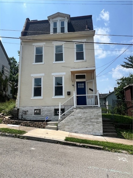 2721 Mcdowell St, Pittsburgh, PA 15212