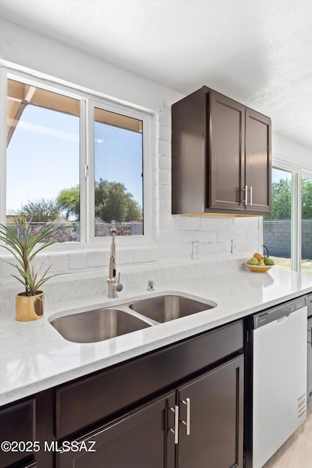 7575 E Apple Tree Dr, Tucson, AZ 85730