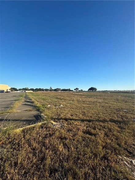 3449 Waldron Rd, Corpus Christi, TX 78418