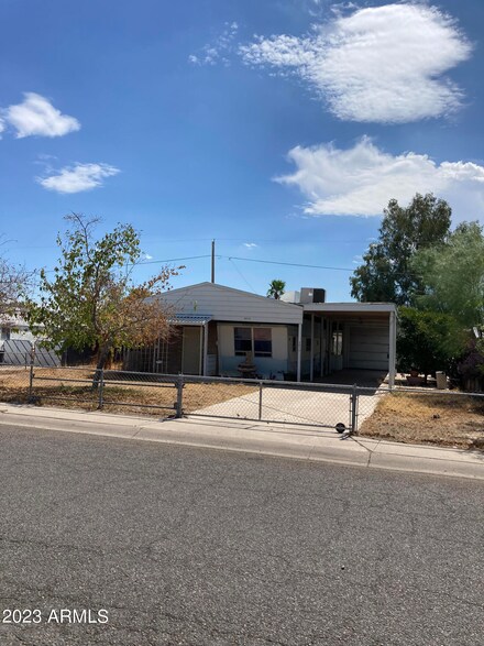 2615 E Grandview Rd, Phoenix, AZ 85032