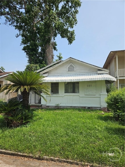 1018 W 45th St, Savannah, GA 31405