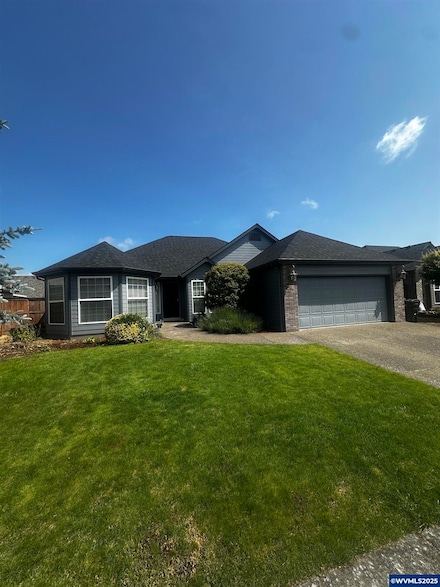 823 Sandpine Loop NE, Keizer, OR 97303