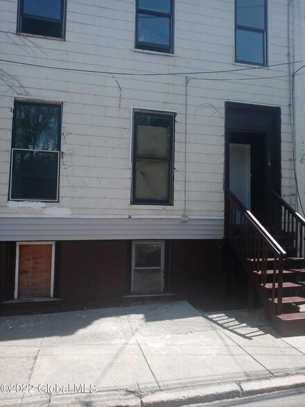 154 Broad St, Albany, NY 12202